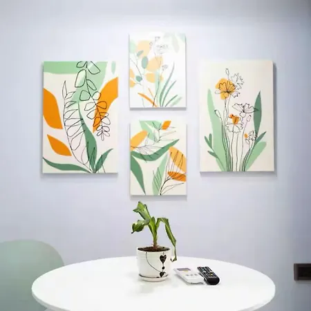 Functional Studio-Saigon Royal-Hana'S Apart
